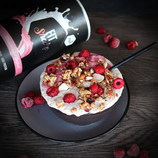 Breakfast bowl con Fit Shake fragola-yogurt Breakfast bowl con Fit Shake fragola-yogurt