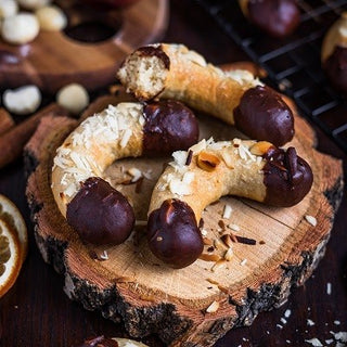 Biscotti con marzapane e cioccolato Biscotti con marzapane e cioccolato