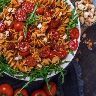 Pasta fredda con pesto rosso Pasta fredda con pesto rosso