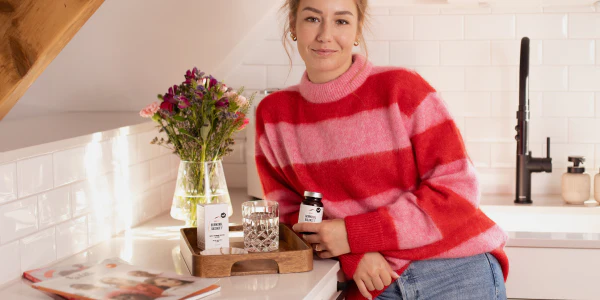 Donna con Hormonal Balance F nu3