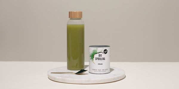 nu3 Spirulina in polvere e frullato