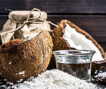 Olio di cocco per capelli